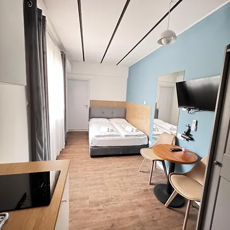 Modern Studio 7 Private Kitchenette And Bathroom Limassol Extérieur photo