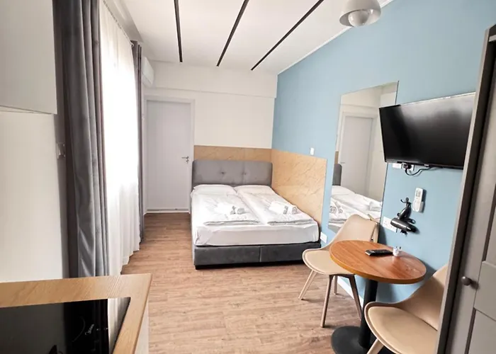 Modern Studio 7 Private Kitchenette And Bathroom