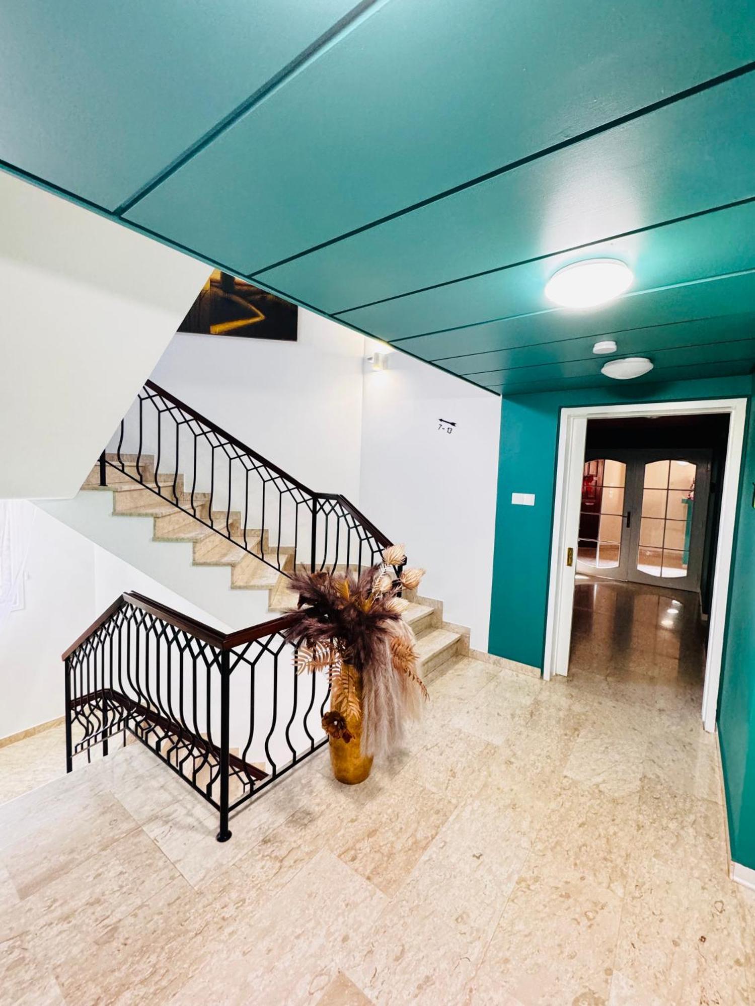 Modern 7 Private Kitchenette And Bathroom Limassol
